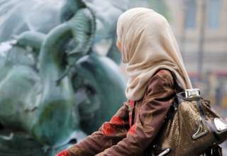 femmes musulmanes couvrent têtes